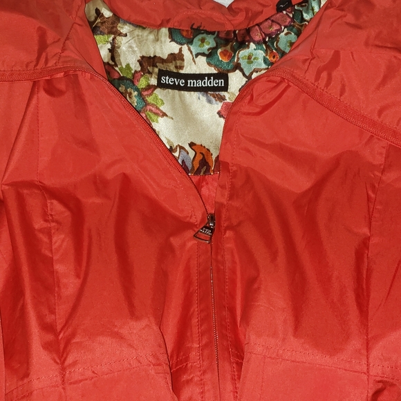 Red Spring Jacket - Picture 3 of 5